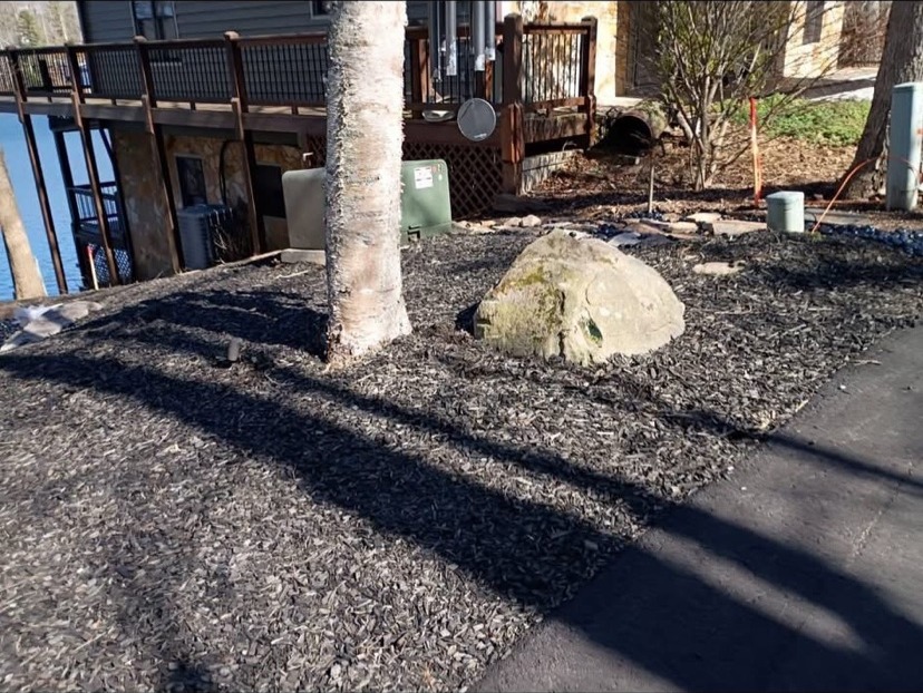 Side yard — before | S & J Synthetic Turf